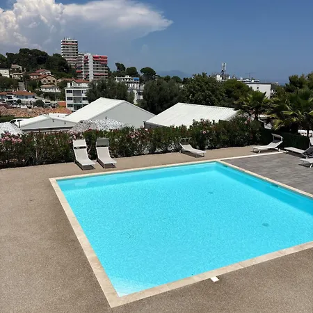 Chez Le Pacha أنتيب
